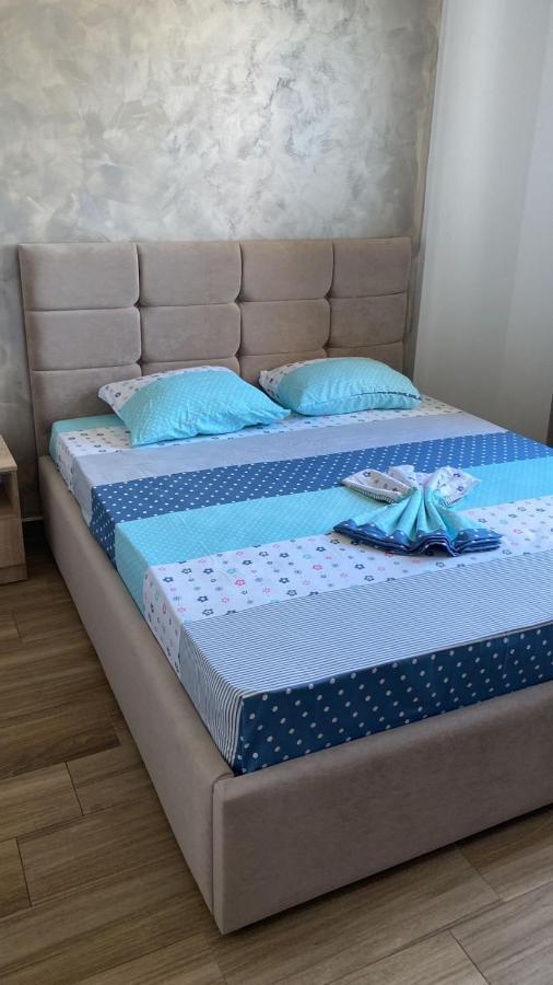 Flowers Apartments Golem  Ngoại thất bức ảnh