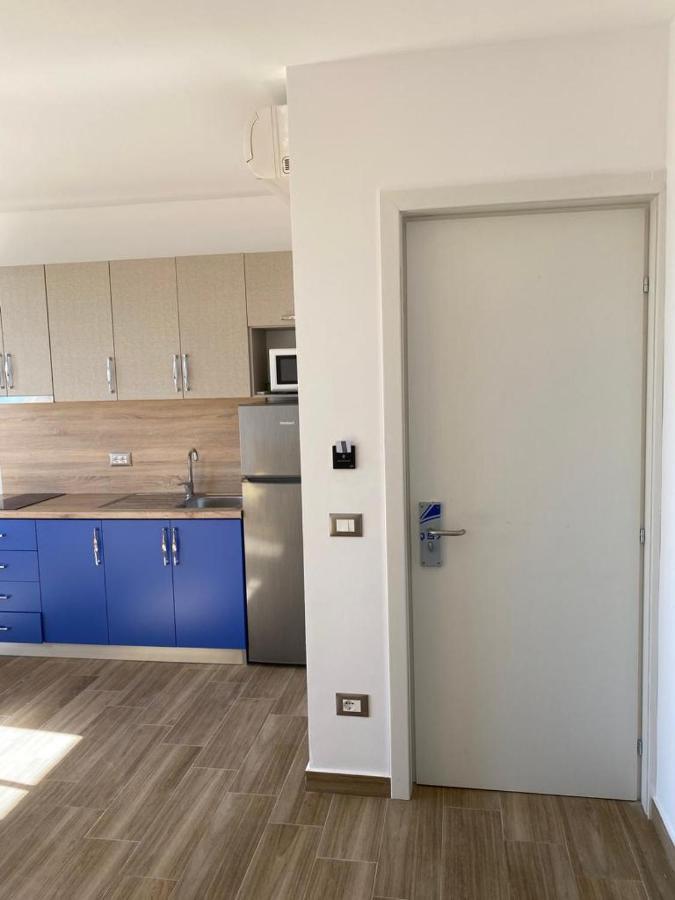 Flowers Apartments Golem  Ngoại thất bức ảnh