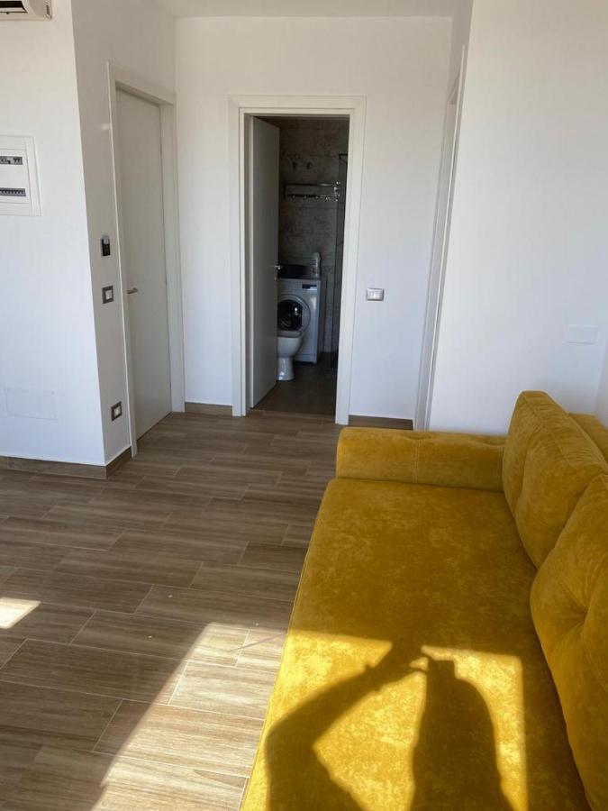Flowers Apartments Golem  Ngoại thất bức ảnh